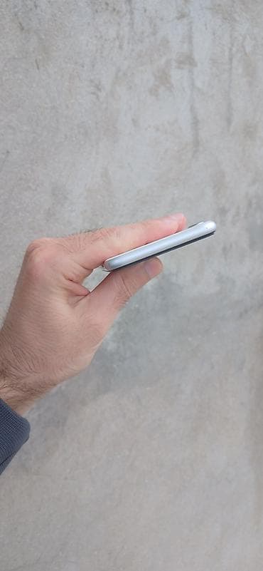 iphone 16plus: IPhone SE 2020, 64 GB, Ağ, Barmaq izi — 4