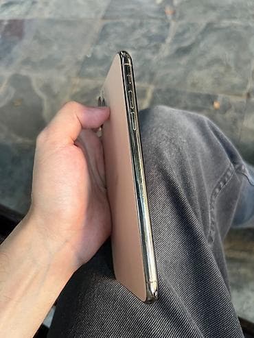 iphone 8 pilus: IPhone 11 Pro Max, 64 GB, Qızılı, Simsiz şarj — 4