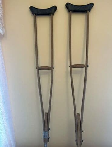 taxta cellek: Taxta qoltuqaltı ağacları (1 cüt) - Material: möhkəm taxta karkas - — 2