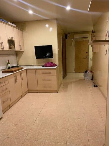 qubada aylıq kirayə evlər: Xətai rayonu (Xəzərin kruquna yaxın)5 mertebeli binanın 2-ci — 7