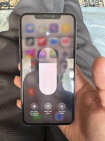 xiaomi redmi 9: IPhone 11 Pro Max, 256 GB, Matte Gold — 1