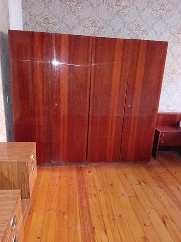 açılan çarpayı: Yataq otağı mebeli dəsti Tərkibi: - İki nəfərlik taxta çarpayı — 1