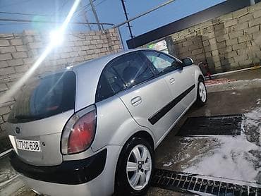 lada kalina 2009: Kia Rio: 1.4 l | 2005 il Hetçbek — 6