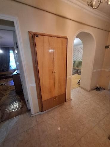 2 qapılı, Qəhvəyi, Açılan, Düz dolab