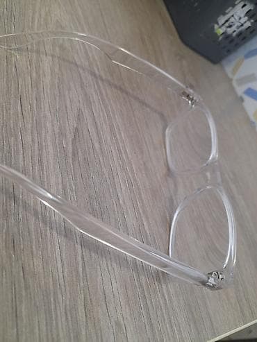 3 d saat: Optik əynək — 3