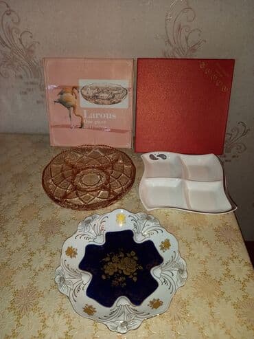 yuxuda qab qacaq gormek: 1) Çərəz qabı. Çəhrayı rəng qabın dizaynına xüsusi və qeyri-adi — 2