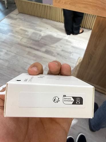 iphone 4 usb kabel: Simsiz şarj cihazı Apple, 20 Vt, Yeni — 4