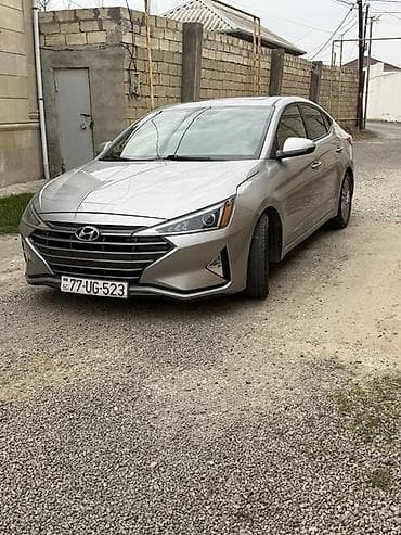 panelerin satisi: Hyundai Elantra sedan - Korpus: gümüş rəng, aqressiv ön panjur və — 1