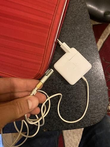 hp netbook mini: Apple MacBook Air 13" – Model A1369 (2011) Xüsusiyyətlər: - Ekran — 1