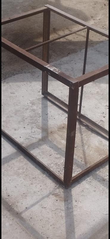 Metal karkas/stend dəsti - Material: qalın divarlı metal profil və