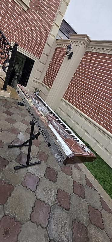 korg pa3: Sintezator, Korg — 4