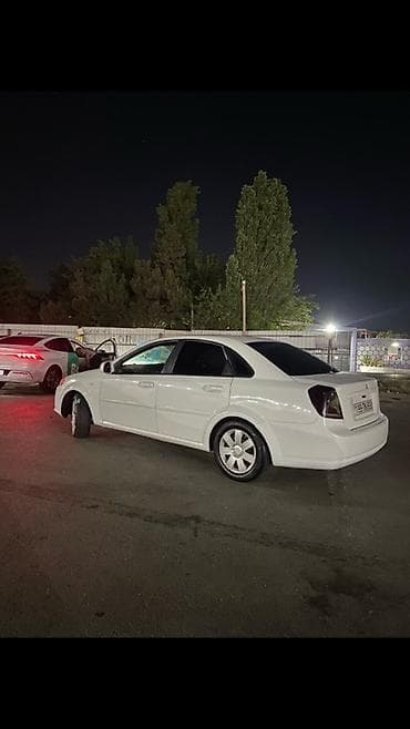 ağ 07: Hazır kreditdədir. İlkin ödəniş 2800 17 Ay 623 Manat otur sür maşındı — 2