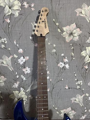 yamaha 75: Elektron gitara, Yamaha, 6 sim — 3