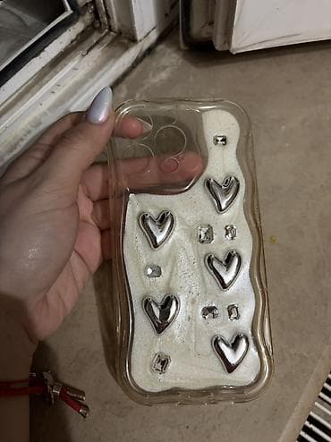 telefon aksesuari: 15 pro max üçün kabrolar. Bezileri heç istifade olunmayib, sheinden — 4