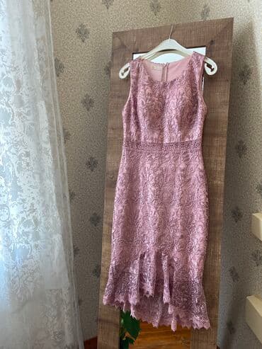 gul qurusu reng: Salam. Cemi bir defe geyinilib 110 azn alinib Razmer 38 Hec bir defekt — 1