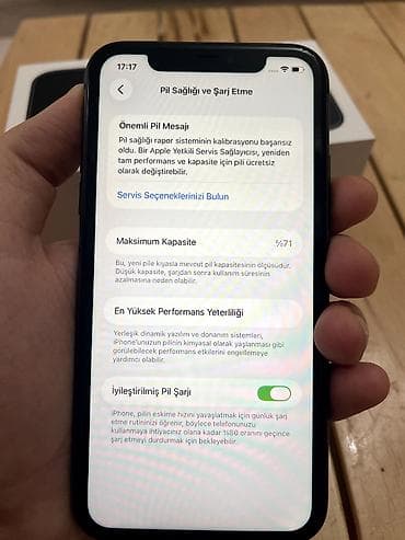 dubay iphon: IPhone 11, 64 GB, Qara, Face ID — 8