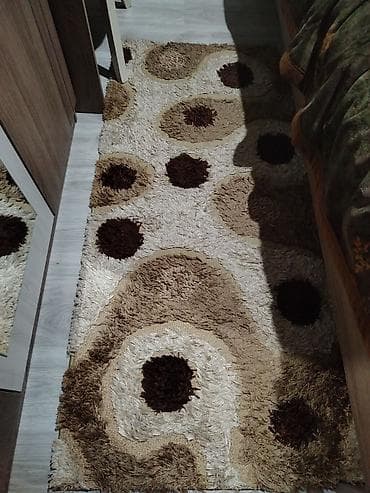 dibçək qablarının satışı: Eni 2,uzunu 3m böyük xalça və eni 80,uzunu 1. 50 iki ədəd balaca — 1