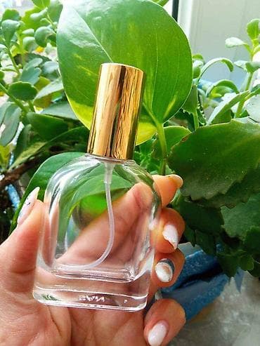 Yaddaşlarda qalan və şleyfi ən güclü olan ətir Megamore orto Parisi