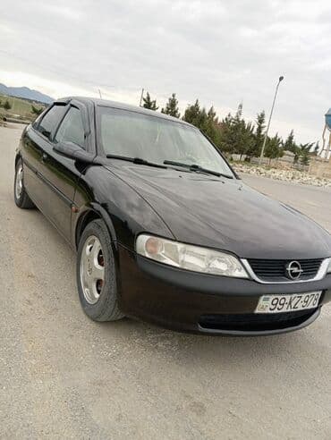 qubada ucuz avtomabiller: Opel Vectra: 1.8 l | 1998 il Hetçbek — 11