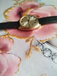 золотые комплекты с бриллиантами в баку: Наручные часы, цвет - Золотой — 6