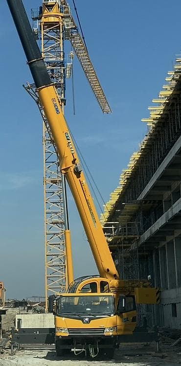 mini kran: 25 tonluq kran Aylıq və günlük icarəyə verilir. Kranın və operatorun — 8