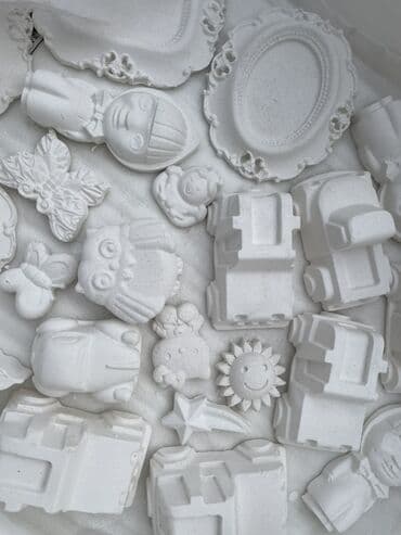 qaşıq dəstləri: Heykəlcik, 2025 il, Gips, Ödənişli çatdırılma — 9