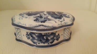 дубовая шкатулка: Mücrü Zinət əşyaları üçün, Keramika — 2