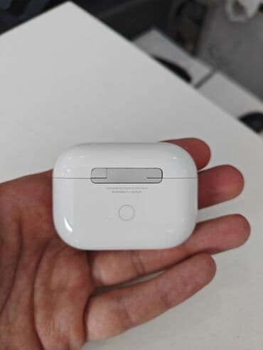 airpods pro: AirPods Pro — 4