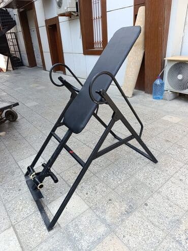 cadır ev: Ters asılma trenajoru (inversion table) - Geniş, yumşaq süni dəri — 1