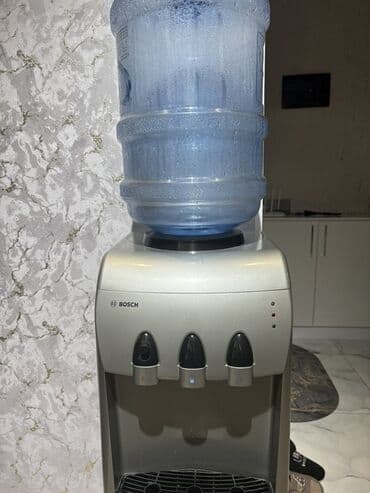 Dispenser Bosch, Döşəməüstü, Su isitmə ilə