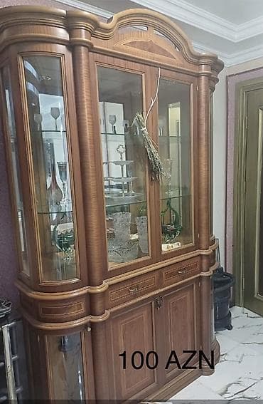 qedimi komod: Unvan Novxanı Klassik üslubda qonaq otağı mebel dəsti ay - Vitrin — 1