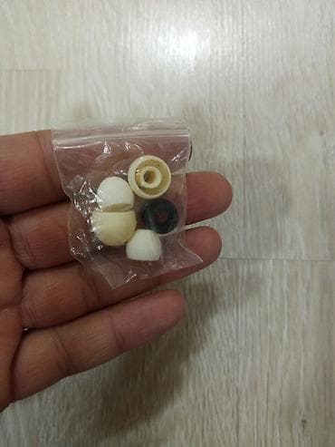 Mikrofonlar: Qulaqcıq üçün silikon ucluq dəsti Məhsul təsviri: - Qulaqdaxili — 1