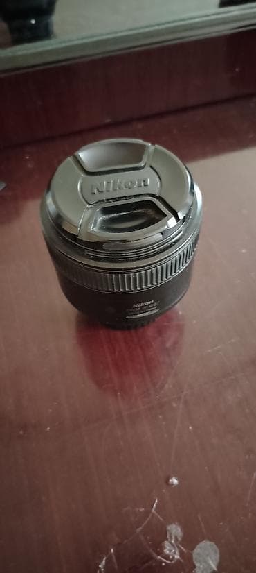 Foto və videokameralar: Nikon D750 gull frime Flas tt600 Videoqaraf isigi 18-140 obyektiv 85 — 7