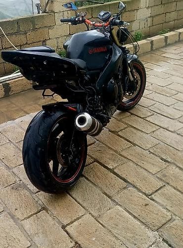175 70 14: Yamaha - R1 — 1