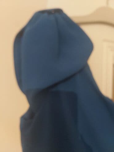 Куртки: Mavi rəngli qadın donu - Stil: Zərif və minimal dizayn, drapeli ön — 4