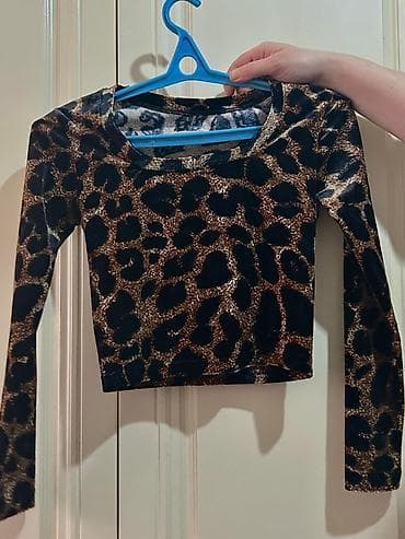 Толстовки, худи: Leopard naxışlı qadın bluzu S razmer - Model: Uzunqol, qısa (crop) — 2