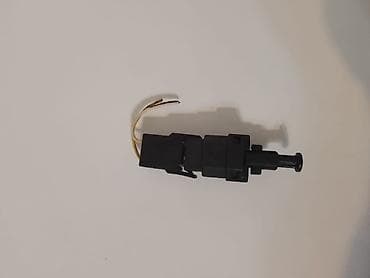 opel pultu: Məhsul: Avtomobil üçün qapı/dondurmaçı (kapot/baqaj) lampası və ya — 1