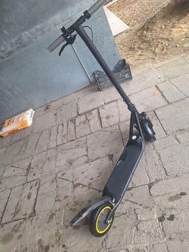 скутер купить бу: Elektrik skuter - Rəng: qara, sarı halqalı təkərlər - Konstruksiya — 2