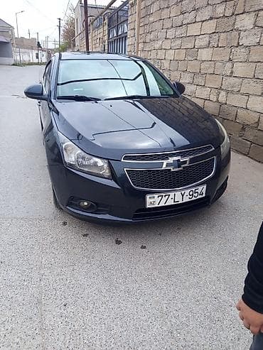 24 maşın: Chevrolet Cruze: 1.4 l | 2015 il 260000 km Sedan — 4