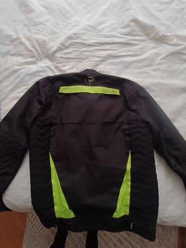 ikinci el sukute: Motosiklet gödəkçəsi – qara rəngdə, parlaq neon-yaşıl detallar ilə — 1