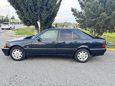 c 200 mercedes: Mercedes-Benz 220: 2.2 l | 1998 il Sedan — 3