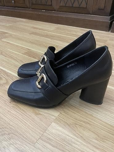 makasın: Qadın ayaqqabısı – 38 razmer ! 14azn! 65 m alinmiwdi 2 defe geyinilib — 3