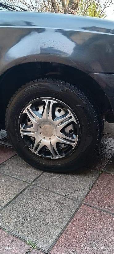 ford transit teker: Daewoo Nexia: 1.5 l | 2010 il Sedan — 8