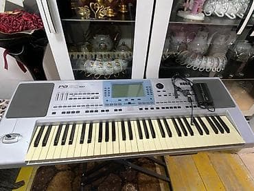sintezatorlar: Korg Pa50 SD aranjor sintezator - 61 klaviş, joystick — 2