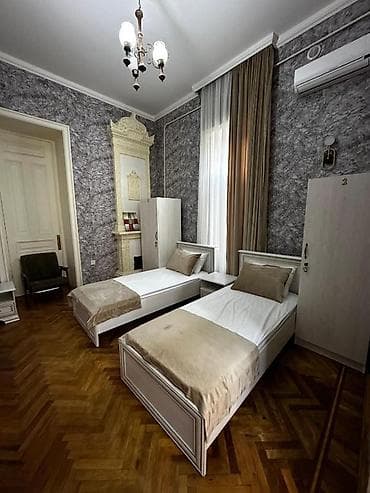 Mərkəzdə yerləşən hazır HOSTEL biznesi satılır. Əsas üstünlüklər: - — 4