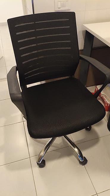 Мебель: Ofis kresloları – 3 model edir. İş otağı, ofis, ev-ofis üçün uyğun — 3