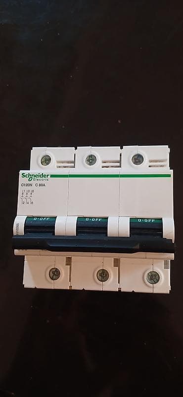 paneli: Schneider Electric Elektrik avtomat, 3 faza — 1