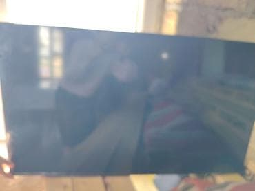 tv box kanal yükleme: LED televizor, təxminən 43–50 düym ekran ölçüsü. - Nazik çərçivəli — 3