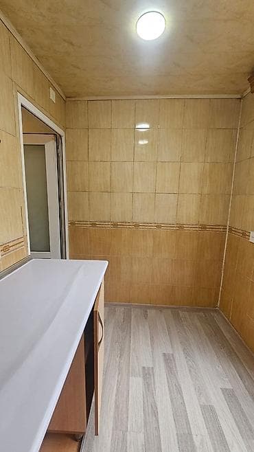 qara qarayev m: 3 otaqlı, Yeni tikili, m. Qara Qarayev, 50 kv. m — 9