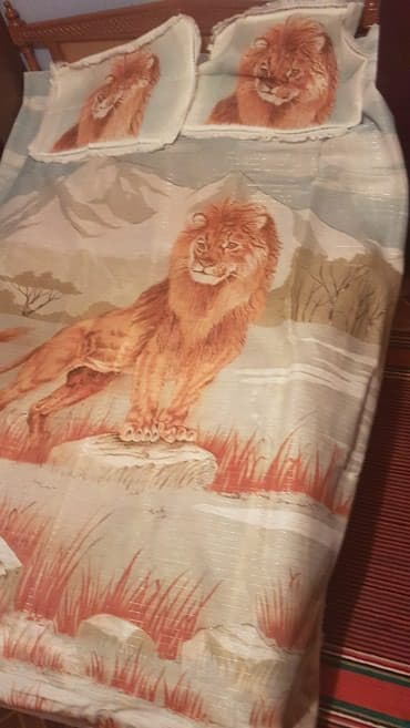 divan pokrival: ● Yataq örtüyü ● 250 x 210 ölçüdə zərif zərli sapla işlənmiş — 6